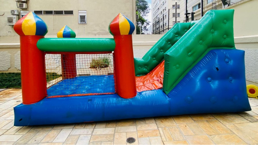 Tobogã com Pula Pula Inflável para aluguel em festa infantil na Zona Leste de São Paulo - Luck Kids (opção 5)