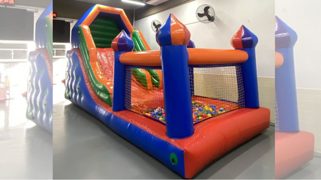 Tobogã com Piscina de Bolinhas para aluguel em festa infantil na Zona Leste de São Paulo - Luck Kids (opção 2)
